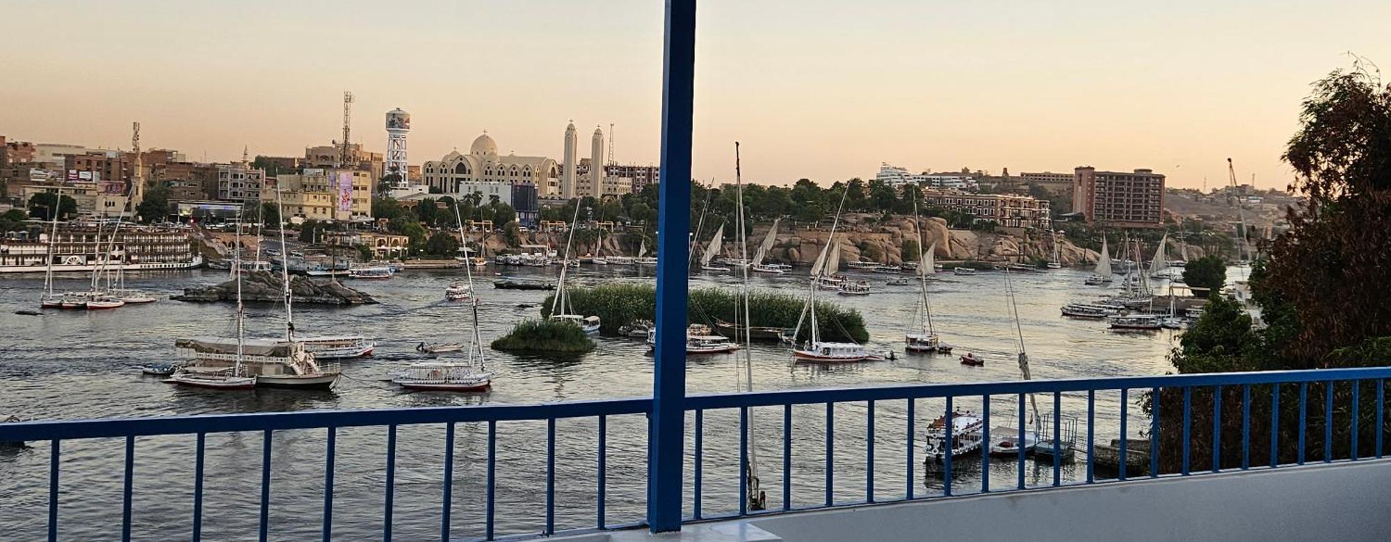 La Terrace Hotel Asszuán Kültér fotó