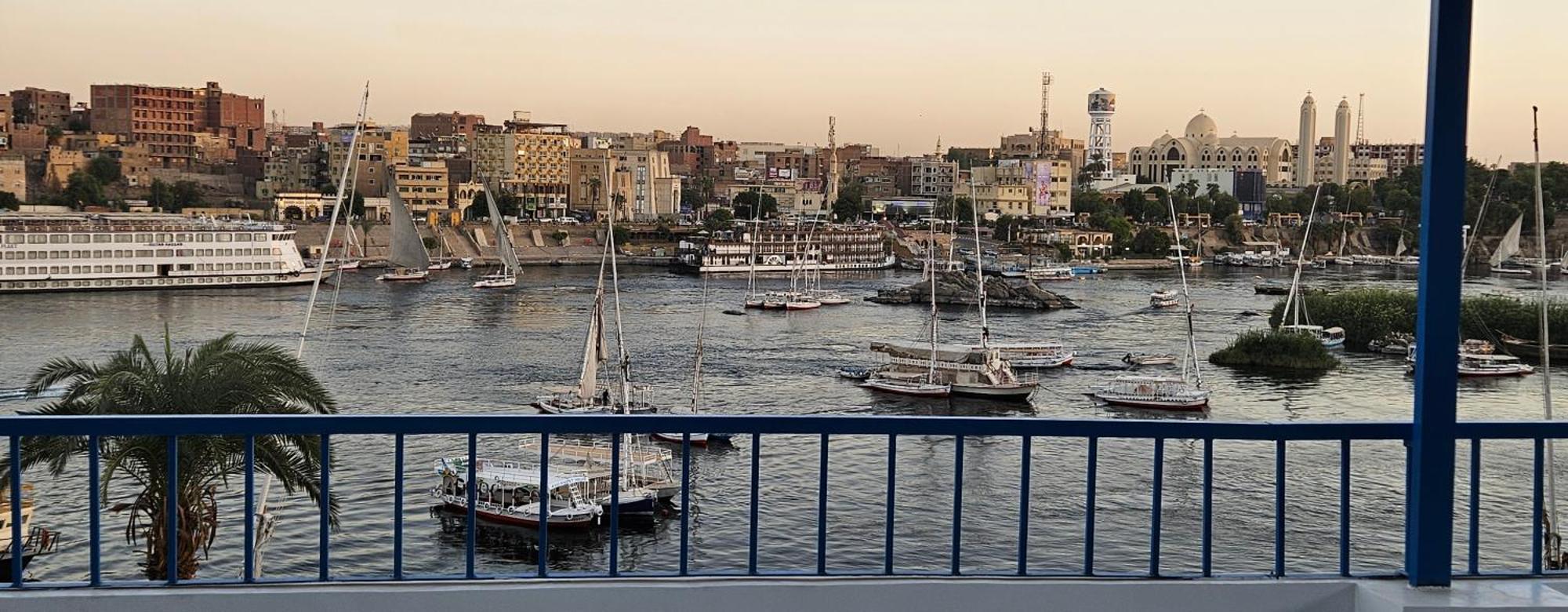 La Terrace Hotel Asszuán Kültér fotó