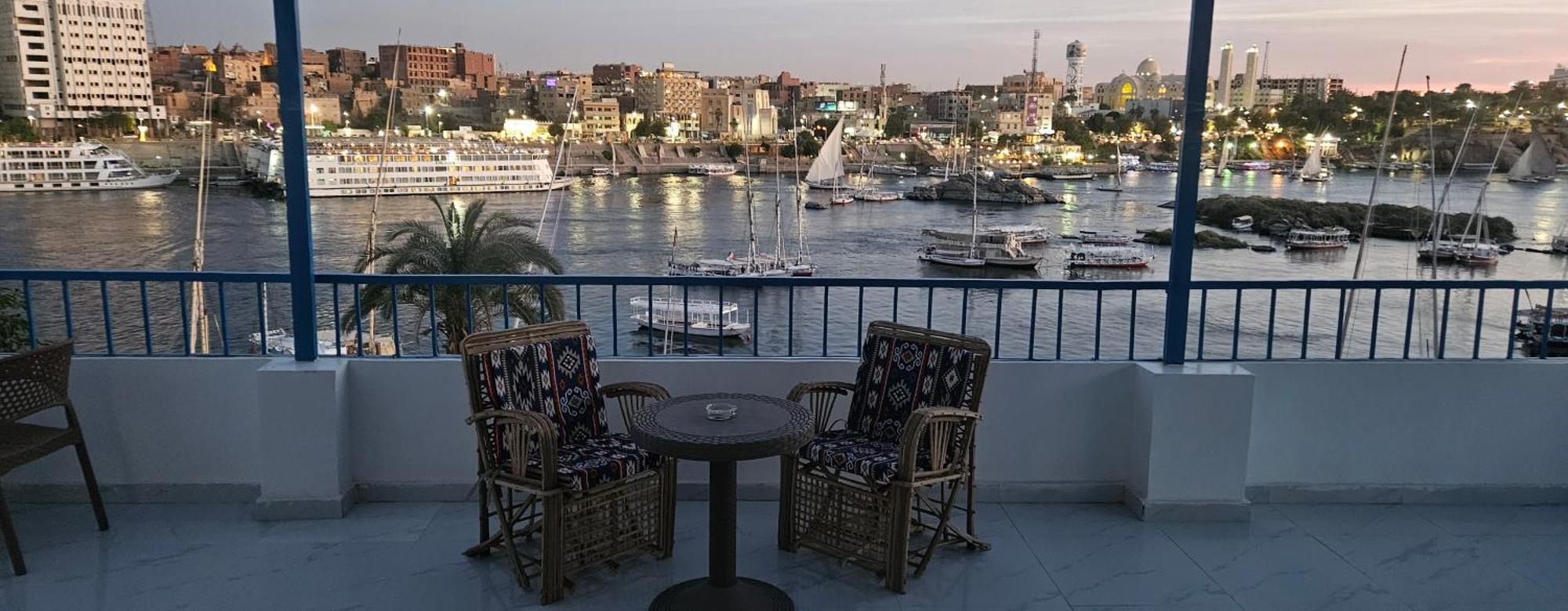 La Terrace Hotel Asszuán Kültér fotó